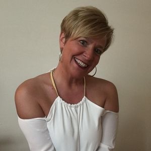 Meet your Posher, Christy